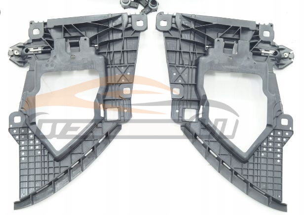 For PORSCHE CAYENNE 958 15-17 HEAD LAMP BRACKET