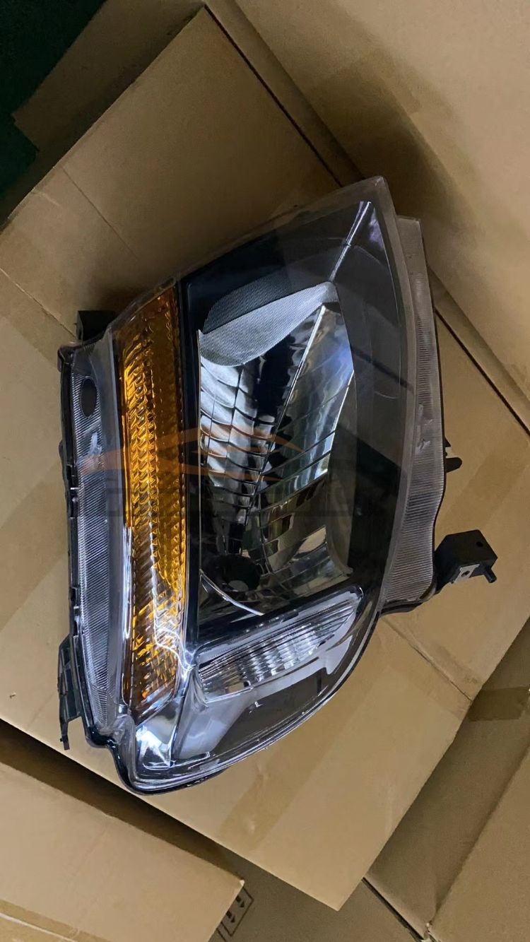 For FORD SERIES 2012 RANGER HEAD LAMP BLACK LOWER-LEVEL