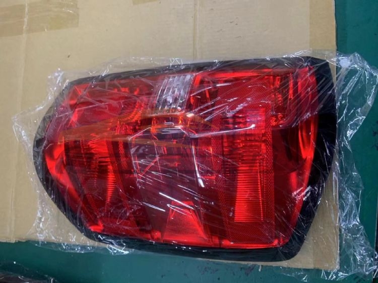 For CHEVROLET SERIES 2016-2018 SILVERADO TAIL LAMP