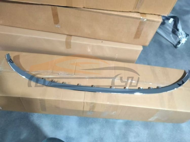 For LINCOLN 19 ADVENTURER FRONT BUMPER TRIM STRIP