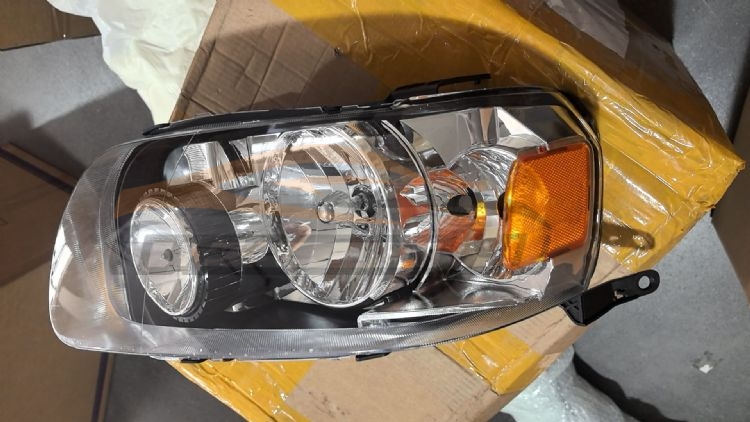 For FORD SERIES 2005-2007 KUGA/ESCAPE HEAD LAMP USA VERSION